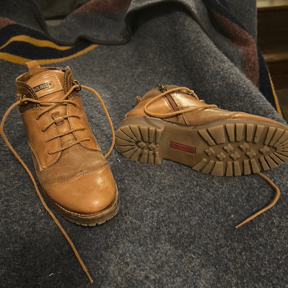 Pikolinos ankle boot